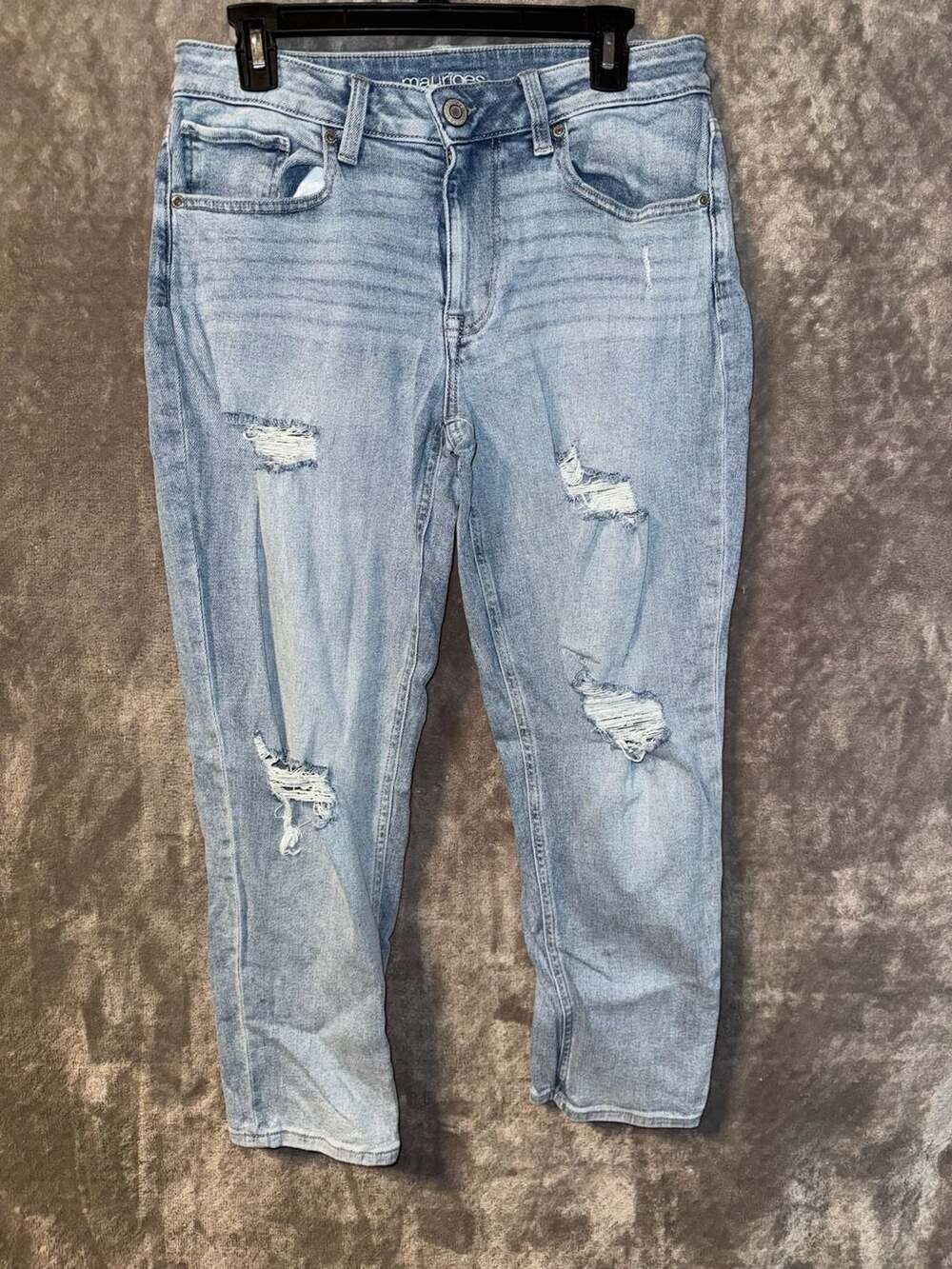 Maurices Distressed Light Wash Denim Jeans Size 8